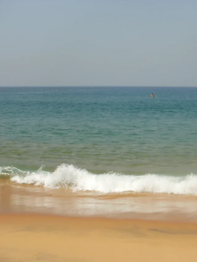 10 Amazing Things to know about Kovalam Beach, Kerala