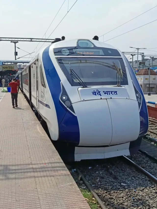 5 Amazing Things to know about Vande Bharat Express, India